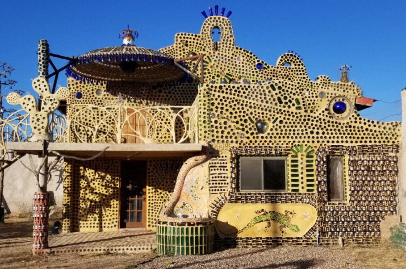 Casa de las Botellas